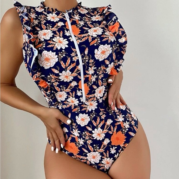 One piece bathing- really original - Picture 1 of 7